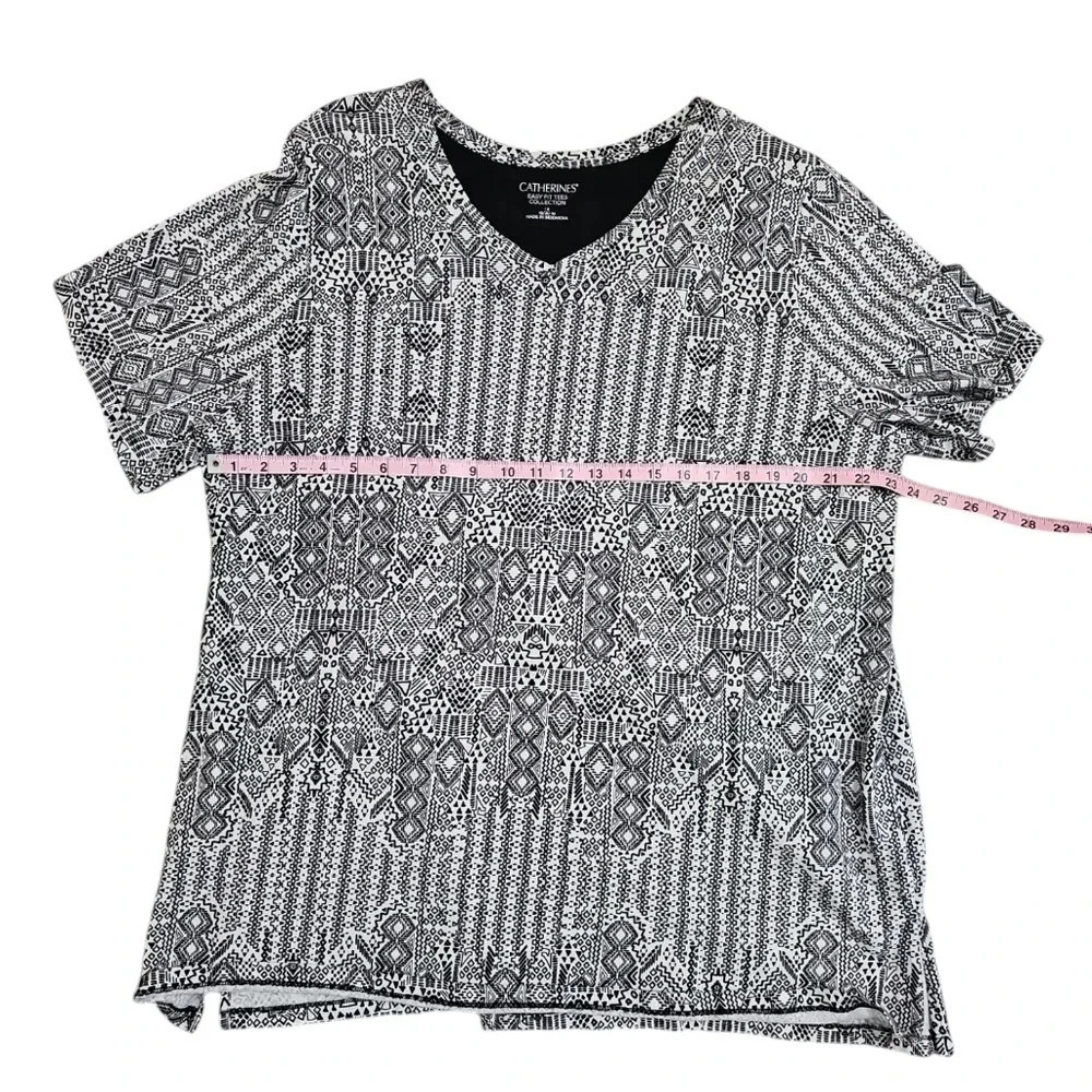Catherines Womens 1X 18 20W Black White Geometric Print Top Easy Fit Plus Size - Picture 6 of 7